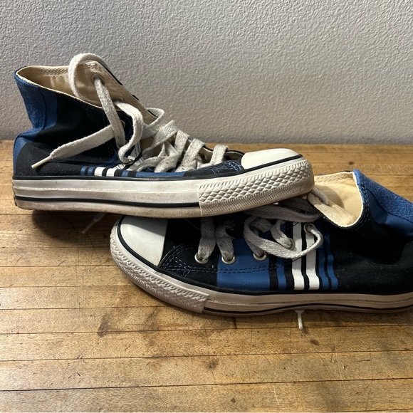 Blue striped high top converse - Picture 4 of 5
